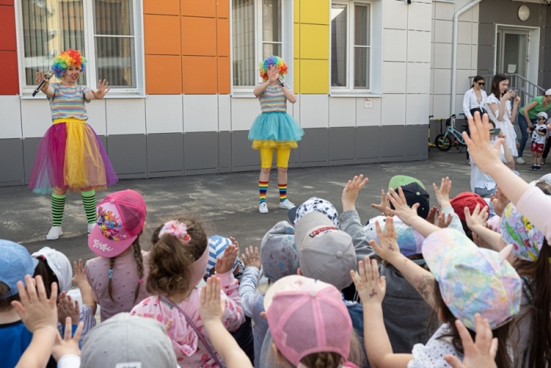 В День защиты детей ЗМК устроил праздник для 400 детей