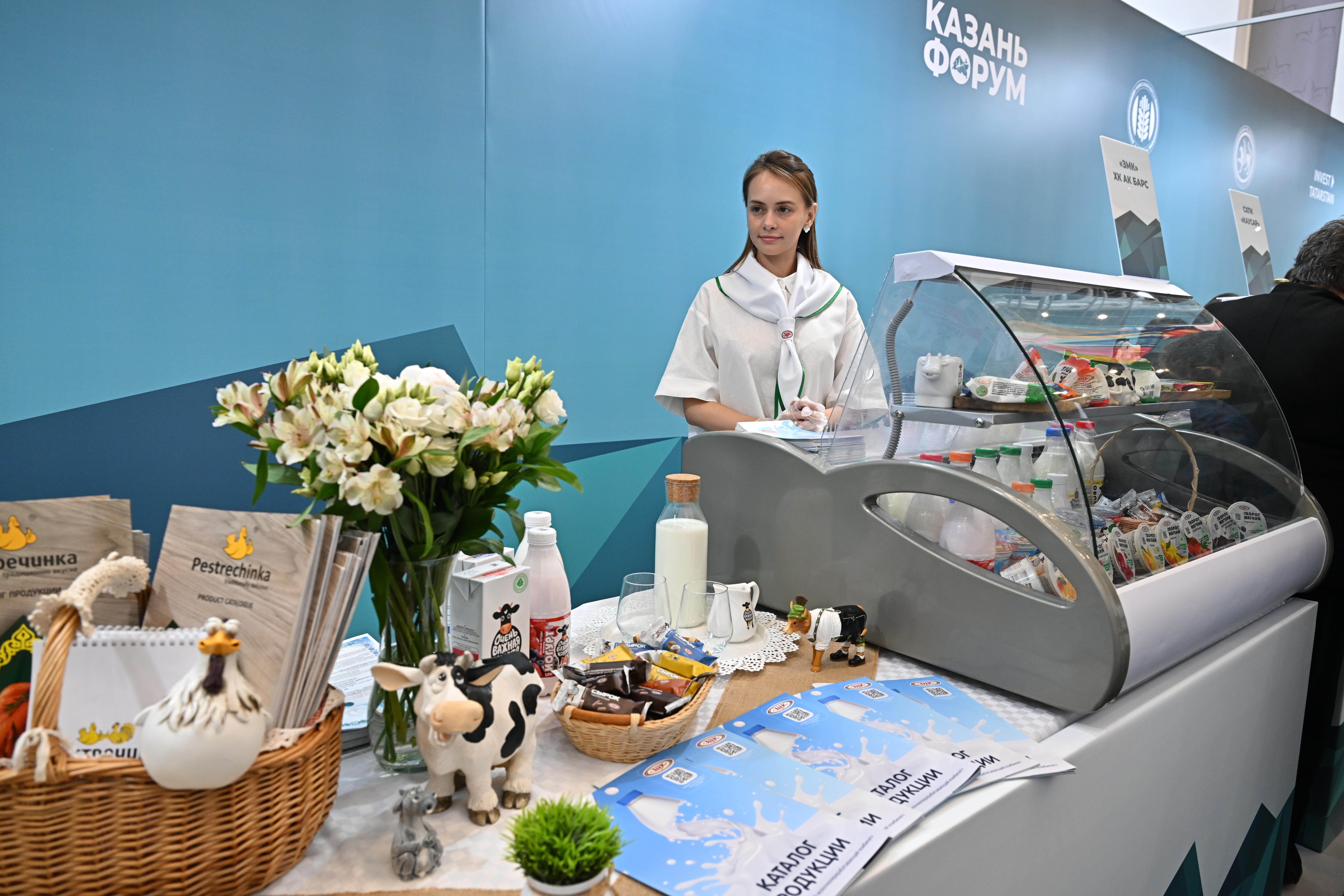 Раис Татарстана отметил высокое качество продукции ЗМК на KazanForum
