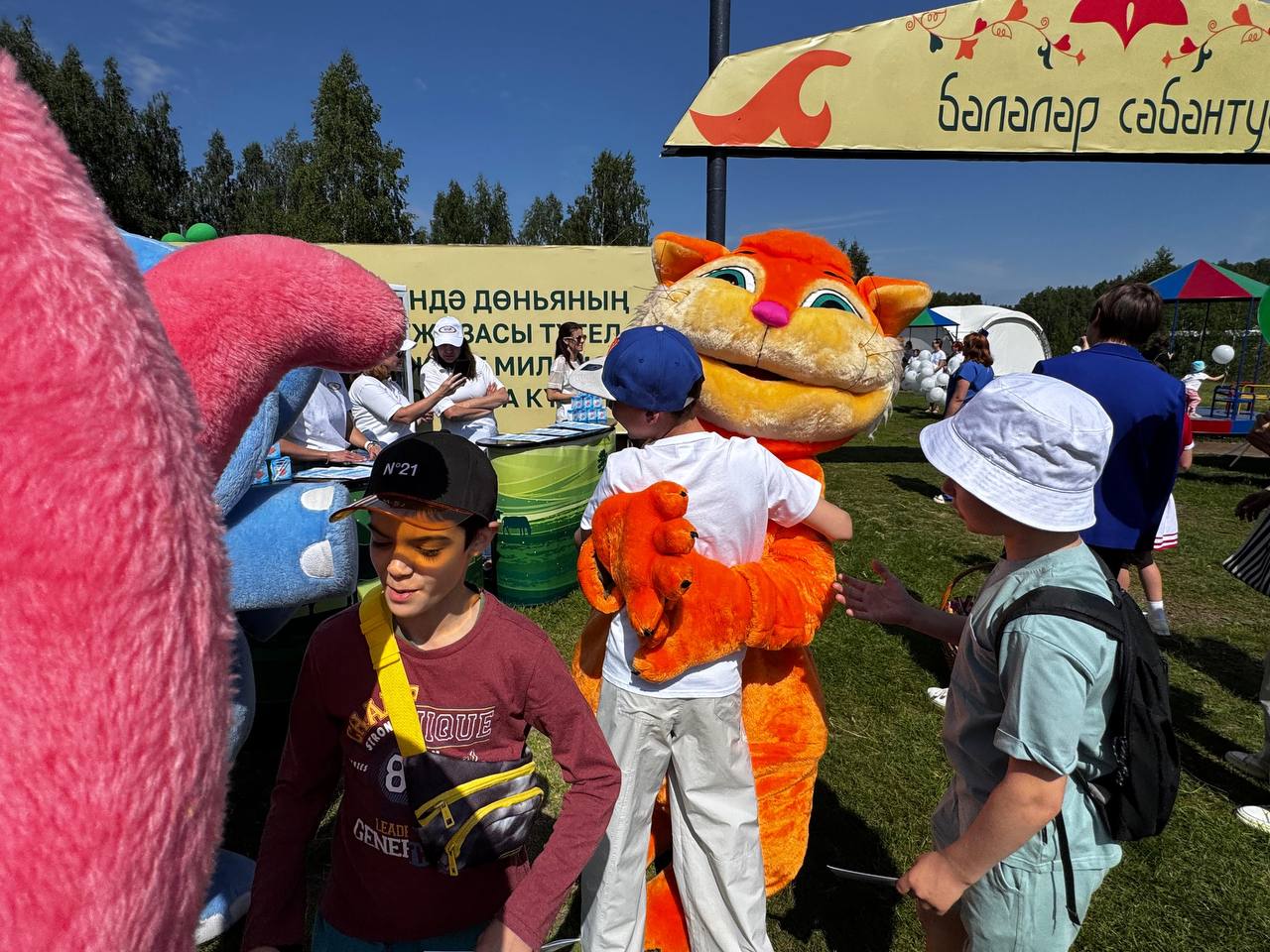 ЗМК на Сабантуе-2025 в Зеленодольске: угощения, маскоты и мыльные пузыри для всей семьи